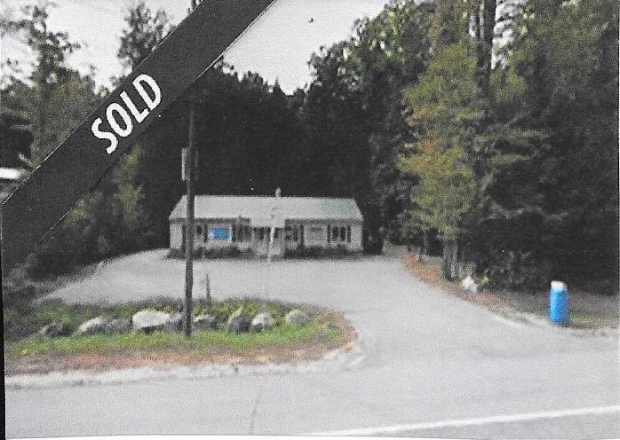 Office / Retail / Service Property for Sale in Naples
