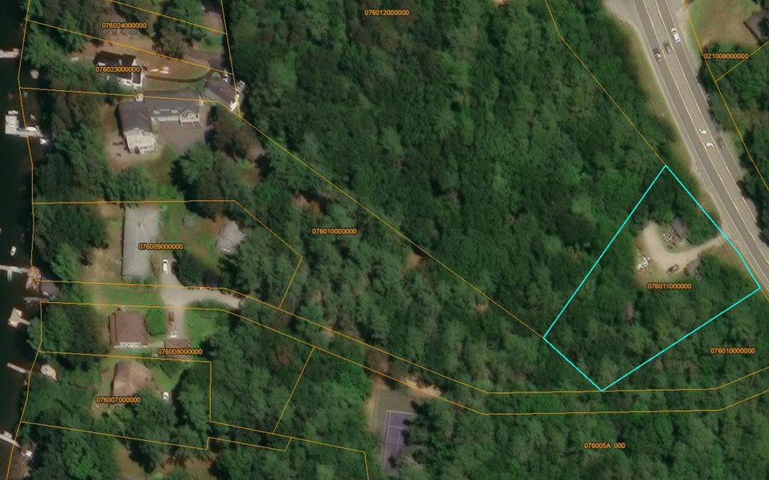 FOR SALE – .79 +/- Acre Lot with Deeded R.O.W. to Sebago Lake